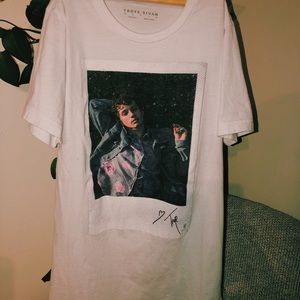 🌙✨ Troye Sivan Polaroid Tee ✨🌙